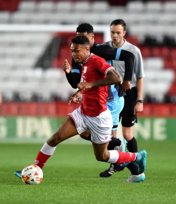 Framed Print : Bristol City's Marley Bishop-Wisdom in Action: U21 Clash Against Sheffield Wednesday at Ashton Gate Stadium