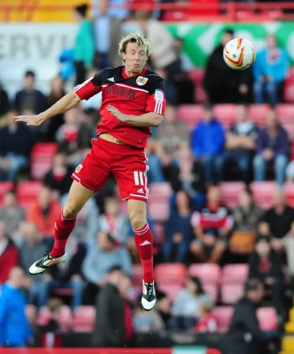 Framed Print : Bristol City's Martyn Woolford in Action Against Crystal Palace, Championship 2012 Framed Print : Bristol City's Martyn Woolford in Action Against Crystal Palace, Championship 2012
