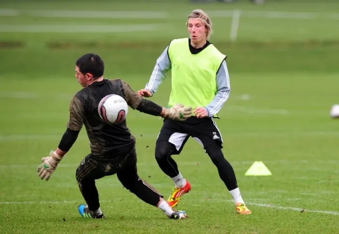 Framed Print : Bristol City's Martyn Woolford in Action: Training at Memorial Stadium, January 2012