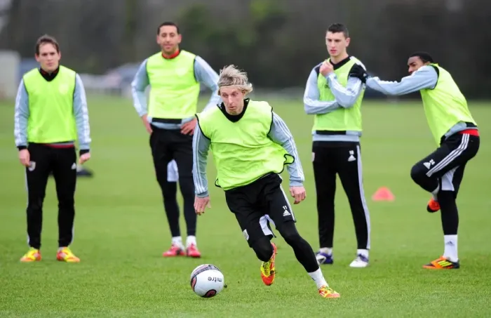 Framed Print : Bristol City's Martyn Woolford Training at Memorial Stadium Framed Print : Bristol City's Martyn Woolford Training at Memorial Stadium