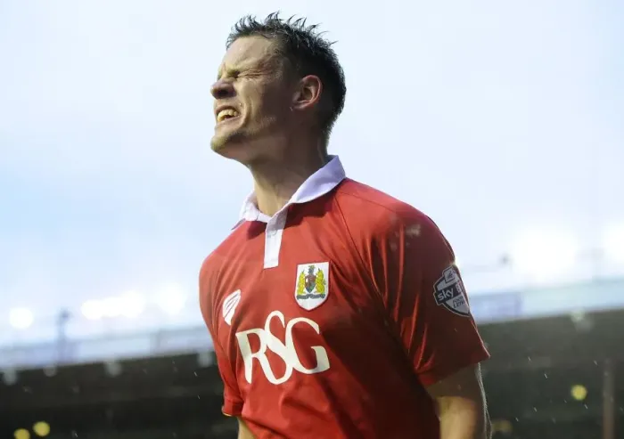 Framed Print : Bristol City's Matt Smith Celebrates Goal Against Yeovil Town, Sky Bet League One, Ashton Gate Framed Print : Bristol City's Matt Smith Celebrates Goal Against Yeovil Town, Sky Bet League One, Ashton Gate