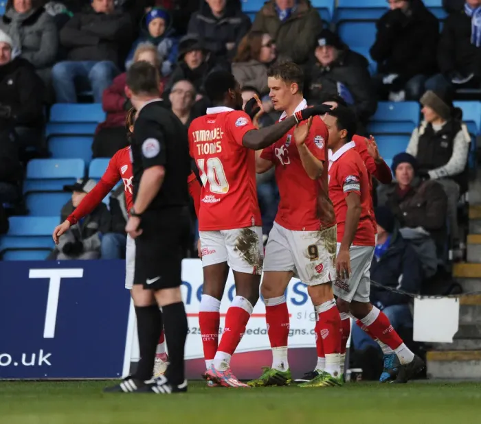 Framed Print : Bristol City's Matt Smith Scores and Celebrates with Team Mates against Gillingham (December 2014)