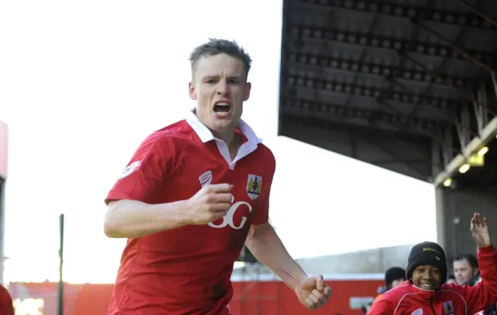 Framed Print : Bristol City's Matt Smith Scores Thriller at Ashton Gate: Sky Bet League One Clash vs Fleetwood Town (January 2015) Framed Print : Bristol City's Matt Smith Scores Thriller at Ashton Gate: Sky Bet League One Clash vs Fleetwood Town (January 2015)