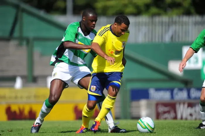 Framed Print : Bristol City's Maynard and N'Gala Clash in Pre-Season Friendly Against Yeovil Town (Bristol City vs Yeovil)