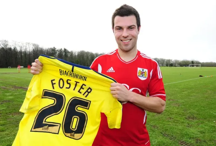 Framed Print : Bristol City's New Signing, Richard Foster, Training Ahead of Memorial Stadium Debut Framed Print : Bristol City's New Signing, Richard Foster, Training Ahead of Memorial Stadium Debut