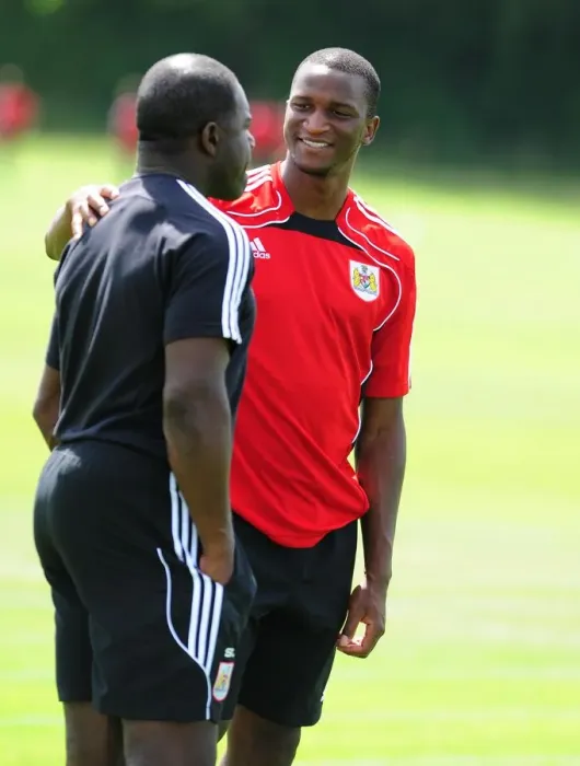 Framed Print : Bristol City's Newest Recruit, Kalifa Cisse, Gears Up for Pre-Season Training