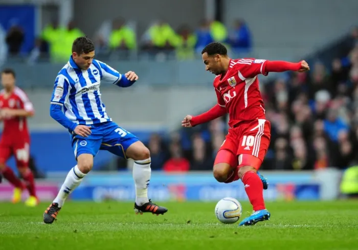 Framed Print : Bristol City's Nicky Maynard Fights for Ball in Championship Match against Brighton - 14 / 01 / 2012 Framed Print : Bristol City's Nicky Maynard Fights for Ball in Championship Match against Brighton - 14 / 01 / 2012