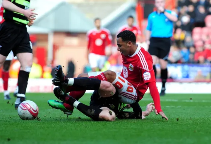 Framed Print : Bristol City's Nicky Maynard Foul by Sam Togwell in Championship Match (Februgary 2010) Framed Print : Bristol City's Nicky Maynard Foul by Sam Togwell in Championship Match (Februgary 2010)