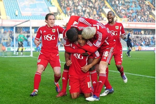 Bristol City's Nicky Maynard Scores Brace in Millwall vs. Bristol City Championship Match, 2011