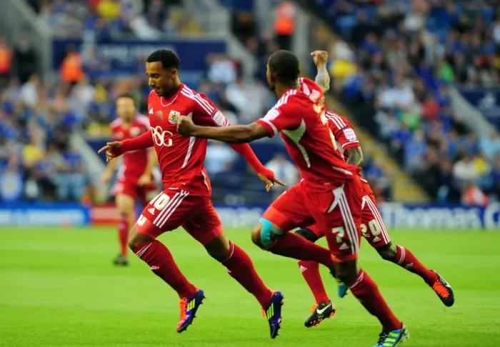 Framed Print : Bristol City's Nicky Maynard Scores Stunning Opening Goal Against Leicester City in Championship Match (06 / 08 / 2011)