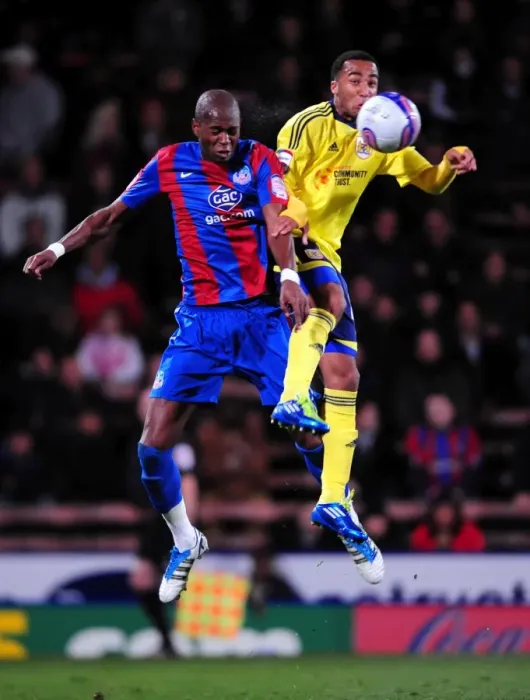 Framed Print : Bristol City's Nicky Maynard vs. Crystal Palace's Anthony Gardner: A Battle for the High Ball in the Championship Match, October 15, 2011 Framed Print : Bristol City's Nicky Maynard vs. Crystal Palace's Anthony Gardner: A Battle for the High Ball in the Championship Match, October 15, 2011