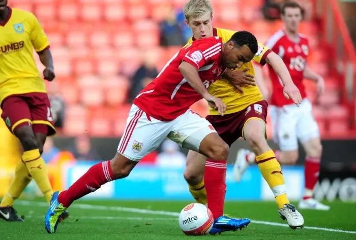 Framed Print : Bristol City's Nicky Maynard vs. Burnley's Ben Mee - Championship Clash at Ashton Gate Stadium, 05 / 11 / 2011 Framed Print : Bristol City's Nicky Maynard vs. Burnley's Ben Mee - Championship Clash at Ashton Gate Stadium, 05 / 11 / 2011