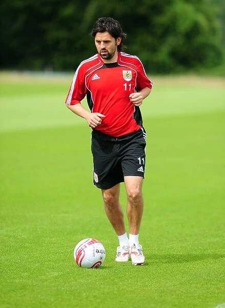 Bristol City's Paul Hartley in Action during Championship Pre-Season Training