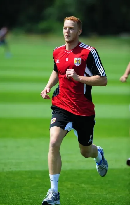 Framed Print : Bristol City's Ryan Taylor: Intense Pre-season Training Focus Framed Print : Bristol City's Ryan Taylor: Intense Pre-season Training Focus