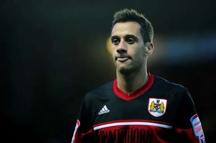 Framed Print : Bristol City's Sam Baldock in Action Against Birmingham City at Ashton Gate (2013) Framed Print : Bristol City's Sam Baldock in Action Against Birmingham City at Ashton Gate (2013)