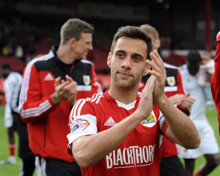 Framed Print : Bristol City's Sam Baldock in Action Against Crewe, Sky Bet League One, 2014