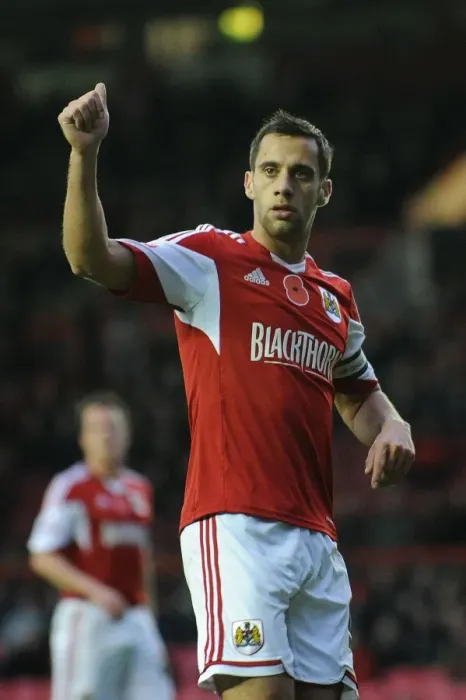 Framed Print : Bristol City's Sam Baldock in Action Against Dagenham and Redbridge during FA Cup First Round at Ashton Gate Framed Print : Bristol City's Sam Baldock in Action Against Dagenham and Redbridge during FA Cup First Round at Ashton Gate