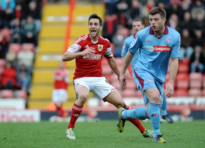 Framed Print : Bristol City's Sam Baldock in Action during Sky Bet League One Match against Tranmere Rovers, February 2014 Framed Print : Bristol City's Sam Baldock in Action during Sky Bet League One Match against Tranmere Rovers, February 2014
