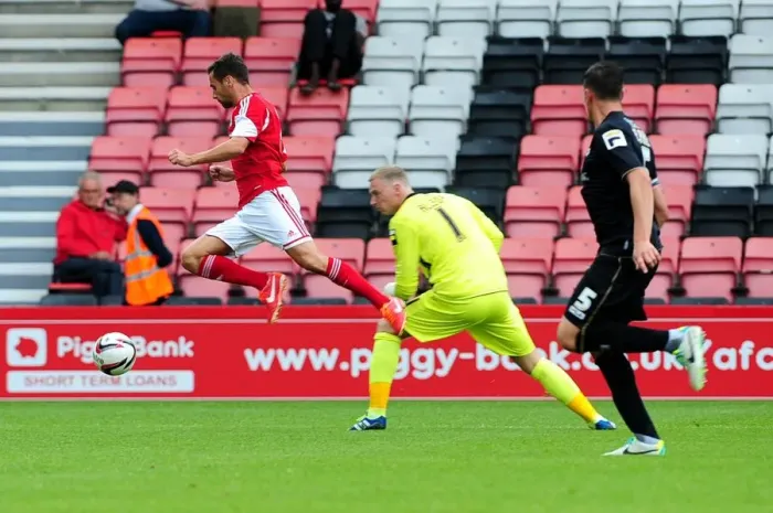 Framed Print : Bristol City's Sam Baldock Challenges Bournemouth's Ryan Allsop in Pre-Season Clash Framed Print : Bristol City's Sam Baldock Challenges Bournemouth's Ryan Allsop in Pre-Season Clash