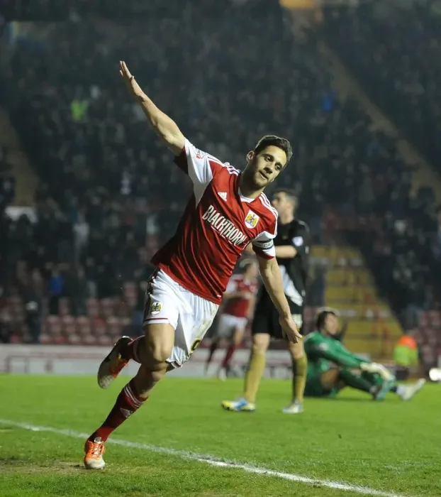 Framed Print : Bristol City's Sam Baldock Scores Brace: Thrilling Moments from Ashton Gate's Clash against Swindon Town (March 15, 2014) Framed Print : Bristol City's Sam Baldock Scores Brace: Thrilling Moments from Ashton Gate's Clash against Swindon Town (March 15, 2014)