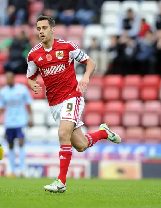 Framed Print : Bristol City's Sam Baldock Scores in FA Cup: Bristol City vs Dagenham and Redbridge Framed Print : Bristol City's Sam Baldock Scores in FA Cup: Bristol City vs Dagenham and Redbridge