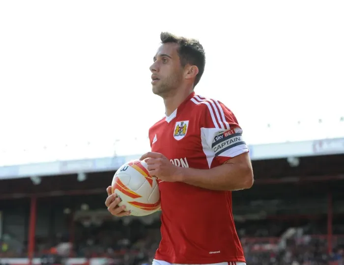 Framed Print : Bristol City's Sam Baldock Scores in Sky Bet League One Clash Against Crewe, 26th April 2014 Framed Print : Bristol City's Sam Baldock Scores in Sky Bet League One Clash Against Crewe, 26th April 2014