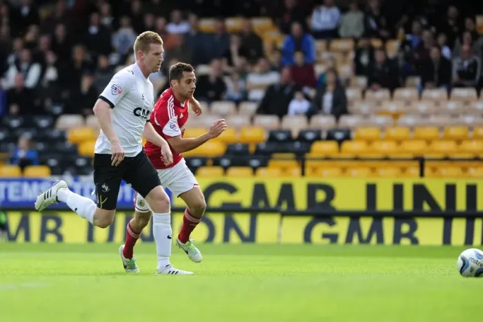Framed Print : Bristol City's Sam Baldock Sprints Towards Glory: Port Vale vs. Bristol City, October 2013