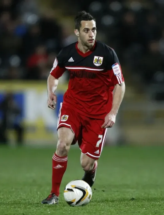 Framed Print : Bristol City's Sam Baldock Takes A Shot Against Hull City, Championship Match, 2013 Framed Print : Bristol City's Sam Baldock Takes A Shot Against Hull City, Championship Match, 2013