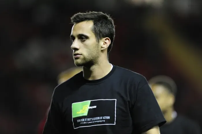 Framed Print : Bristol City's Sam Baldock Wears Kick It Out Shirt in Bristol City vs. Brentford Match, Sky Bet League One (October 2013) Framed Print : Bristol City's Sam Baldock Wears Kick It Out Shirt in Bristol City vs. Brentford Match, Sky Bet League One (October 2013)