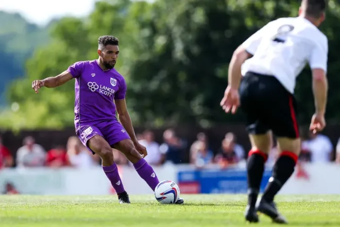 Framed Print : Bristol City's Scott Golbourne in Action during Pre-season Friendly against Bristol Manor Farm (2017) Framed Print : Bristol City's Scott Golbourne in Action during Pre-season Friendly against Bristol Manor Farm (2017)
