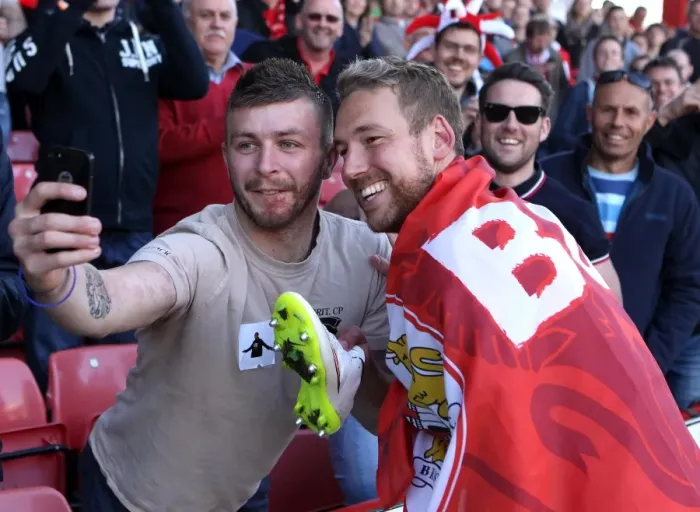 Framed Print : Bristol City's Scott Wagstaff and Fan Share a Selfie Moment at Ashton Gate, April 2015 Framed Print : Bristol City's Scott Wagstaff and Fan Share a Selfie Moment at Ashton Gate, April 2015