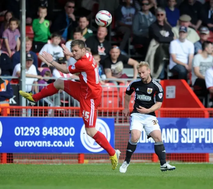Framed Print : Bristol City's Simon Gillett Sends a Cross into the Box during Crawley Town vs Bristol City Football Match, May 3, 2014 Framed Print : Bristol City's Simon Gillett Sends a Cross into the Box during Crawley Town vs Bristol City Football Match, May 3, 2014