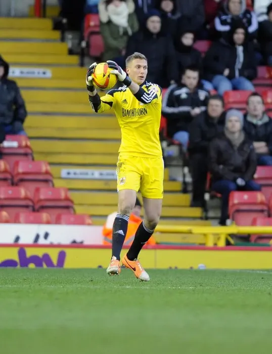 Framed Print : Bristol City's Simon Moore in Action during Bristol City vs Carlisle United, Ashton Gate (2014) Framed Print : Bristol City's Simon Moore in Action during Bristol City vs Carlisle United, Ashton Gate (2014)