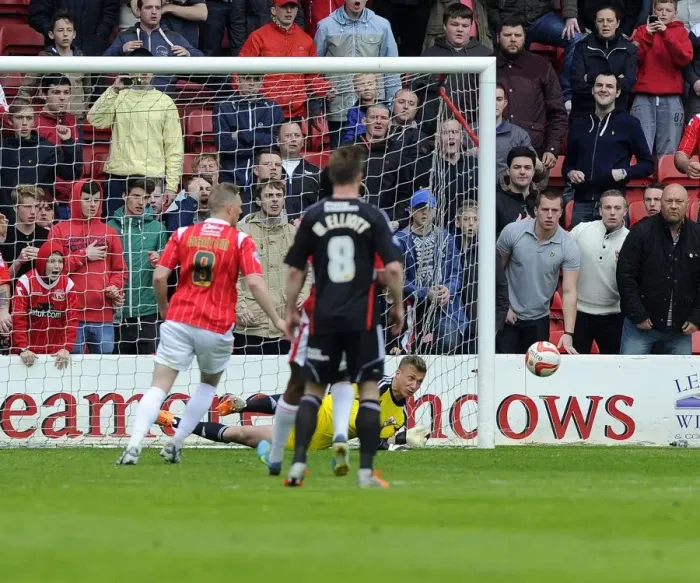 Framed Print : Bristol City's Simon Moore Saves Walsall's Sam Mantom's Penalty at Banks Stadium, Sky Bet League One (12 April 2014) Framed Print : Bristol City's Simon Moore Saves Walsall's Sam Mantom's Penalty at Banks Stadium, Sky Bet League One (12 April 2014)