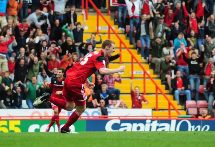 Framed Print : Bristol City's Stephen Pearson Celebrates Goal Against Blackburn Rovers in Championship Match, September 2012