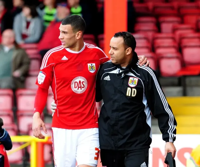 Framed Print : Bristol City's Steven Caulker Injured Exit vs Scunthorpe United (Championship, 2010)