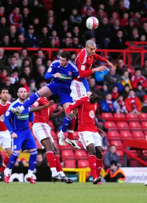 Framed Print : Bristol City's Steven Caulker Wins the High Ball in Championship Clash vs Middlesbrough (15 / 01 / 2011) Framed Print : Bristol City's Steven Caulker Wins the High Ball in Championship Clash vs Middlesbrough (15 / 01 / 2011)