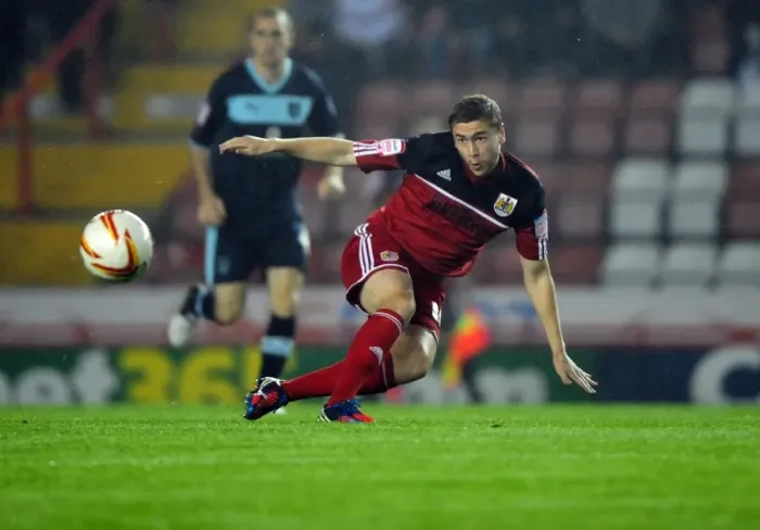 Framed Print : Bristol City's Steven Davies in Action Against Burnley, Championship Football Match, October 2012