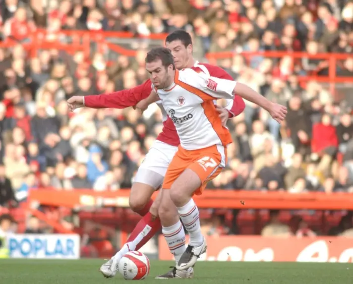 Framed Print : Bristol City's Tamas Priskin in Action Against Blackpool