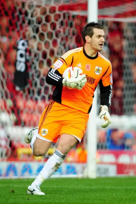 Framed Print : Bristol City's Tom Heaton in Action Against Peterborough United, Championship Football Match, December 2012