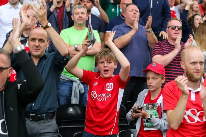Framed Print : Bristol City's Triumph: Fans Celebrate 4-0 Victory at Craven Cottage