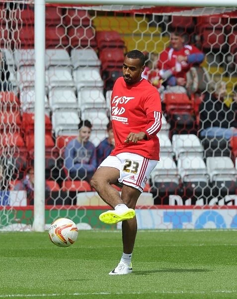 Bristol City's Tyrone Barnett Scores in Sky Bet League One Clash Against Crewe, 26th April 2014