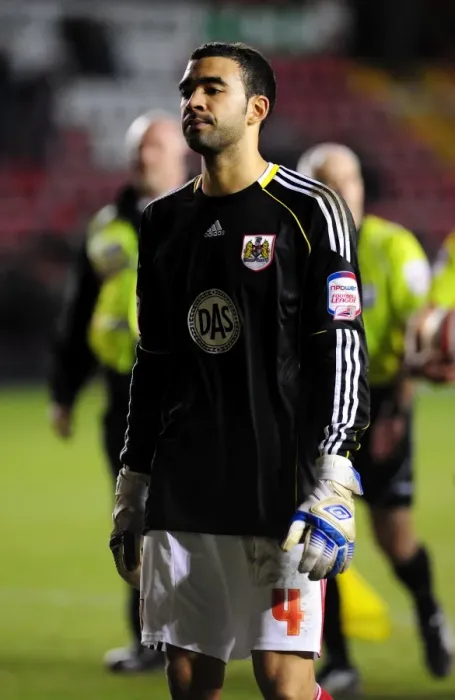 Framed Print : Bristol City's Unforgettable Moment: Liam Fontaine's Debut as Emergency Goalkeeper Against Middlesbrough (15 / 01 / 2011)