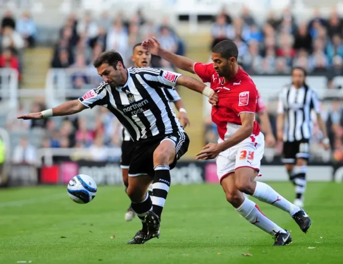Framed Print : Bristol City's Unforgettable Rivalry Moment: Zurab Khizanishvili and Alvaro Saborio vs. Newcastle United Framed Print : Bristol City's Unforgettable Rivalry Moment: Zurab Khizanishvili and Alvaro Saborio vs. Newcastle United