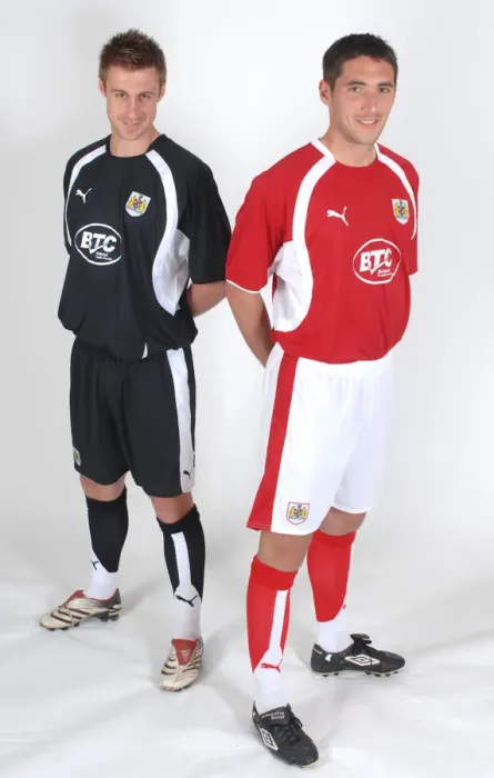 Framed Print : Bristol City's Unstoppable Defensive Duo: Bradley Orr and David Noble