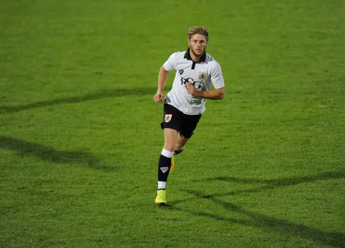 Framed Print : Bristol City's Wes Burns in Action during Pre-Season Friendly against Cheltenham Town, 2014 Framed Print : Bristol City's Wes Burns in Action during Pre-Season Friendly against Cheltenham Town, 2014