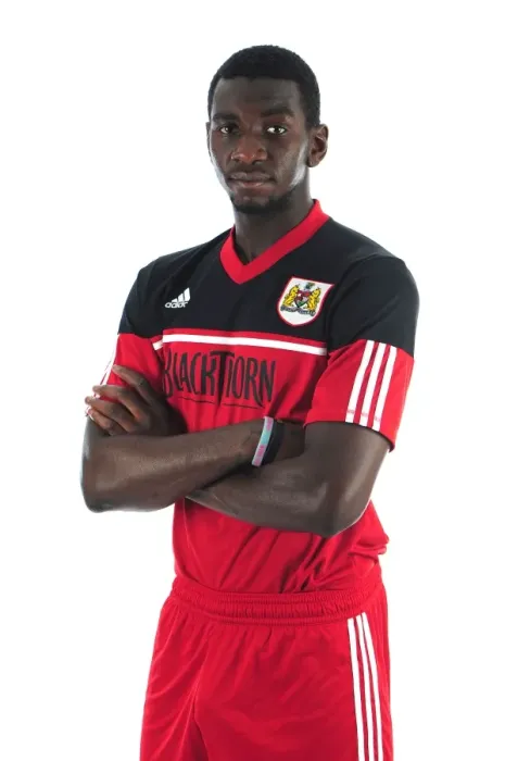 Framed Print : Bristol City's Yannick Bolasie: Intense Concentration during Pre-Season Training Framed Print : Bristol City's Yannick Bolasie: Intense Concentration during Pre-Season Training