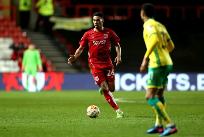 Framed Print : Bristol City's Zak Vyner Charges Forward Against Norwich City in Sky Bet Championship Clash Framed Print : Bristol City's Zak Vyner Charges Forward Against Norwich City in Sky Bet Championship Clash