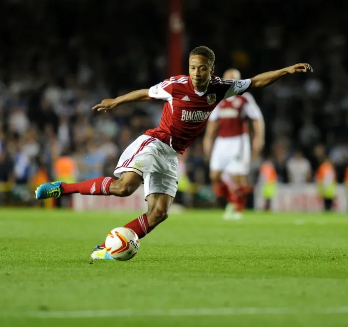 Framed Print : Bristol Derby: Bobby Reid of Bristol City vs. Bristol Rovers, Johnstone's Paint Trophy First Round, 2013 Framed Print : Bristol Derby: Bobby Reid of Bristol City vs. Bristol Rovers, Johnstone's Paint Trophy First Round, 2013