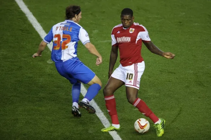 Framed Print : Bristol Derby: John-Joe O'Toole vs. Jay Emmanuel-Thomas Clash in Johnstones Paint Trophy First Round Framed Print : Bristol Derby: John-Joe O'Toole vs. Jay Emmanuel-Thomas Clash in Johnstones Paint Trophy First Round